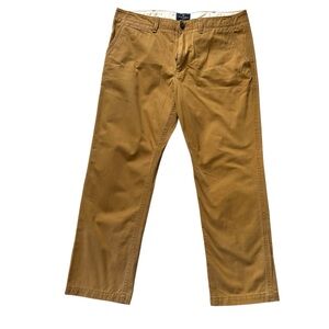 💙💙American Eagle Outfitters Relaxed Straight Leg Tan Chinos